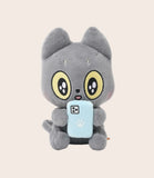 Anirollz™ Hakongee™ Sitting with Phone 6"