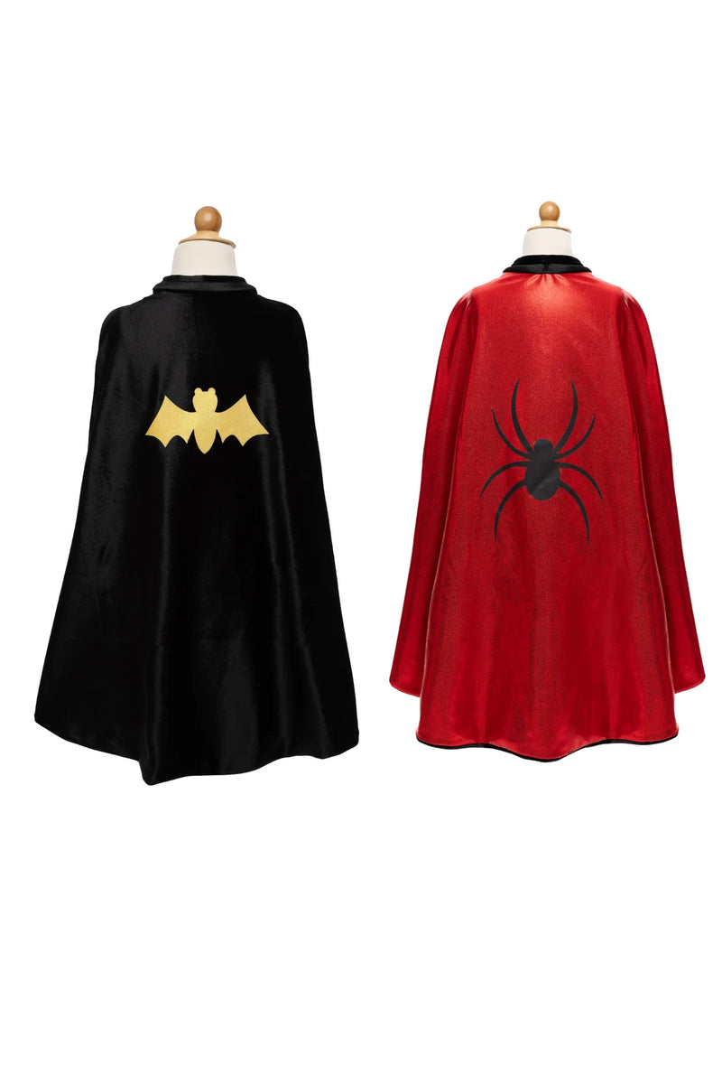 Capa reversible de araña y murciélago de Great Pretenders