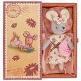 Levlovs Mouse Sophia in Stamp Holder Box with Bedding