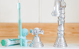 Smiski Toothbrush Stand: Hugging